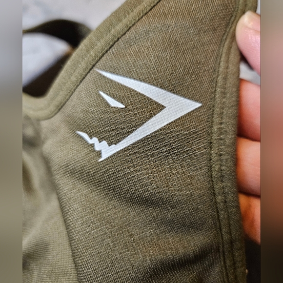 G157. Gymshark Energy Seamless Crop Tank / Vest in Olive Green - Size L - Picture 3 of 6